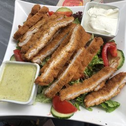 Schnitzel salad