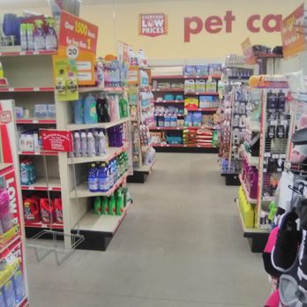 Family Dollar - Cleaning aisles and pet care - Discount Store Near Me - Geary, Oklahoma