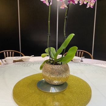 Bistro 1968 - Centerpiece - Dim Sum Near Me - San Gabriel, California