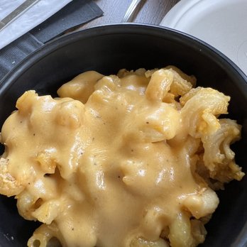 Sinners & Saints - Mac & cheese was creamy! - Barbeque Near Me - Cincinnati, Ohio