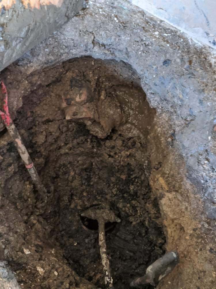 Slide of Flo-Tec Plumbing & Sewage