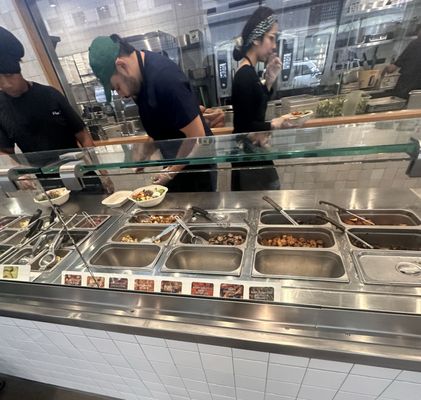 sweetgreen - Healthy Salads, Bowls and Plates by null