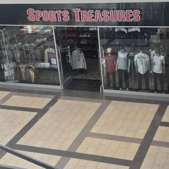 Brea Mall - Shopping Centers Near Me - Brea, California