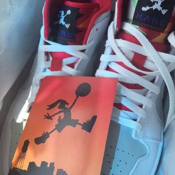 WSS - Had the hare shoes I was looking all over the place for - Shoe Stores Near Me - Compton, California WSS - Had the hare shoes I was looking all over the place for - Shoe Stores Near Me - Compton, California