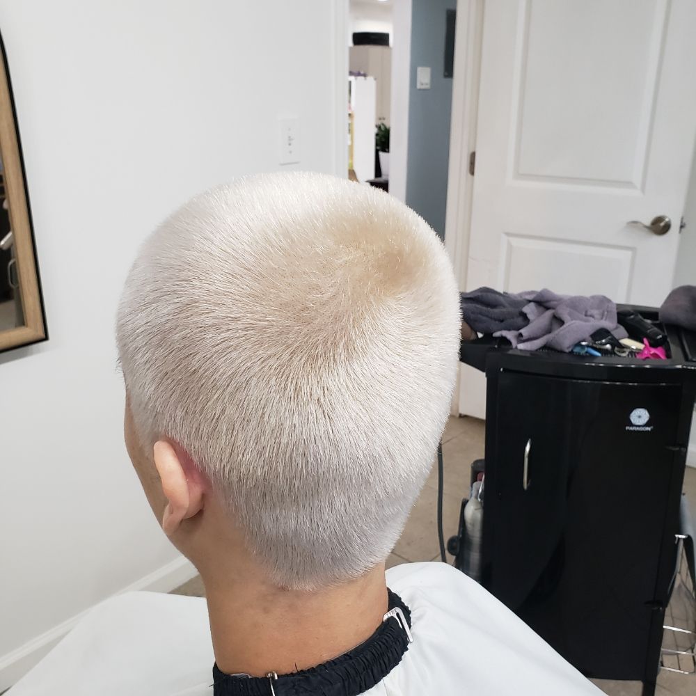 Hair by Sophia Logo