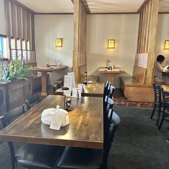 Sushi Dabu - Beautiful interior - Sushi Bars Near Me - Ypsilanti, Michigan Sushi Dabu - Beautiful interior - Sushi Bars Near Me - Ypsilanti, Michigan