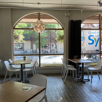 Communitea Cafe - Gluten-Free Near Me - Canmore, Alberta