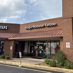 Magic Rooster Tattoo - Exterior