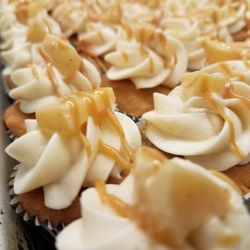 Autumns Catering & Cafe - Mini desserts - Autumn's Catering