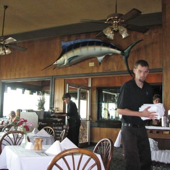 Nick's Seafood Restaurant - Interior of Nick's - Seafood Near Me - Pacifica, California