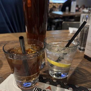 Up North Ale House - Pubs Near Me - Naperville, Illinois