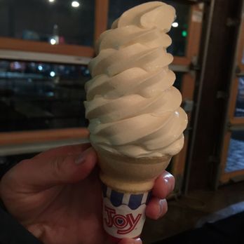 Basilisk - 04.02.19 peach mango koolaid soft serve - New American Near Me - Portland, Oregon