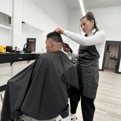 Barber Club Merced - Custom styles for the modern man.