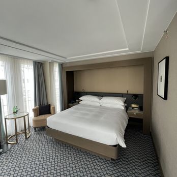 Hilton Vienna Plaza - Hotels Near Me - Vienna, 9 Hilton Vienna Plaza - Hotels Near Me - Vienna, 9