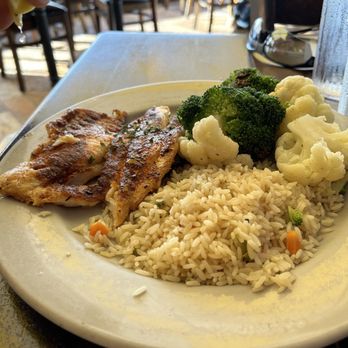 Island Fish - Blackened Yellowfin snapper - Seafood Near Me - Marathon, Florida