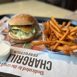 Habit Burger & Grill - Bbq bacon charburger