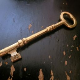 New fully functional skeleton key for my key ring. New fully functional skeleton key for my key ring.