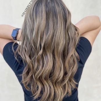 Bungalow 21 - Hair by Parris - Hair Salons Near Me - Calabasas, California