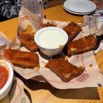 Chili's - Sauced Honey-Chipotle Mozzarella - American Near Me - San Bruno, California