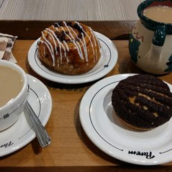 Panem - El café  de olla me transportó 22 años en el pasado a esas noches junto a mi padre disfrutando de un delicioso  café con pan.