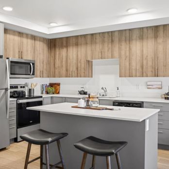 Riverfront Everett by Pinnacle Property Management - Apartments Near Me - Everett, Washington