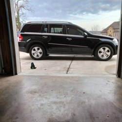 Ervin's 1st Class Limo Service