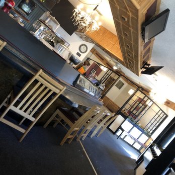 Drake's Bistro - Looks like it used to be a sushi/Asian restaurant. Could turn the sushi bar into an old fashioned pastry cabinet - Sandwiches Near Me - St Augustine, Florida