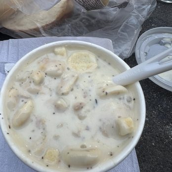 Pike Place Chowder - New England clam chowder - Seafood Near Me - Seattle, Washington