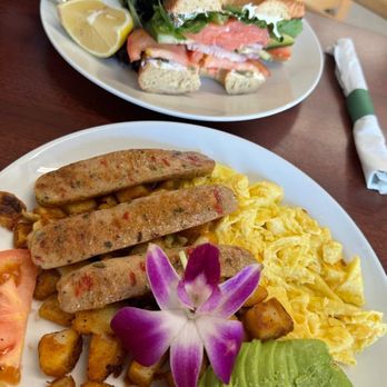 6 Avenue Caffe - Salmon Bagel Sandwich House Breakfast - Acai Bowls Near Me - Los Angeles, California 6 Avenue Caffe - Salmon Bagel Sandwich House Breakfast - Acai Bowls Near Me - Los Angeles, California