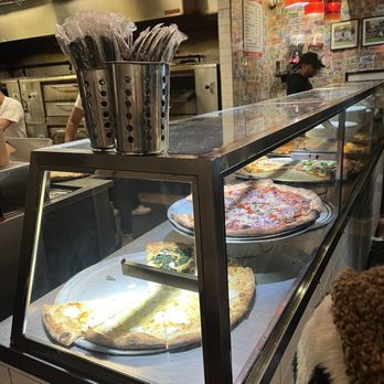 Joe's Pizza - Pizza Near Me - New York, New York