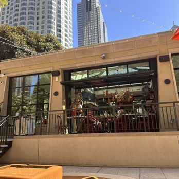 Settecento - Looking towards inside portion of restaurant from patio - Italian Near Me - Los Angeles, California Settecento - Looking towards inside portion of restaurant from patio - Italian Near Me - Los Angeles, California