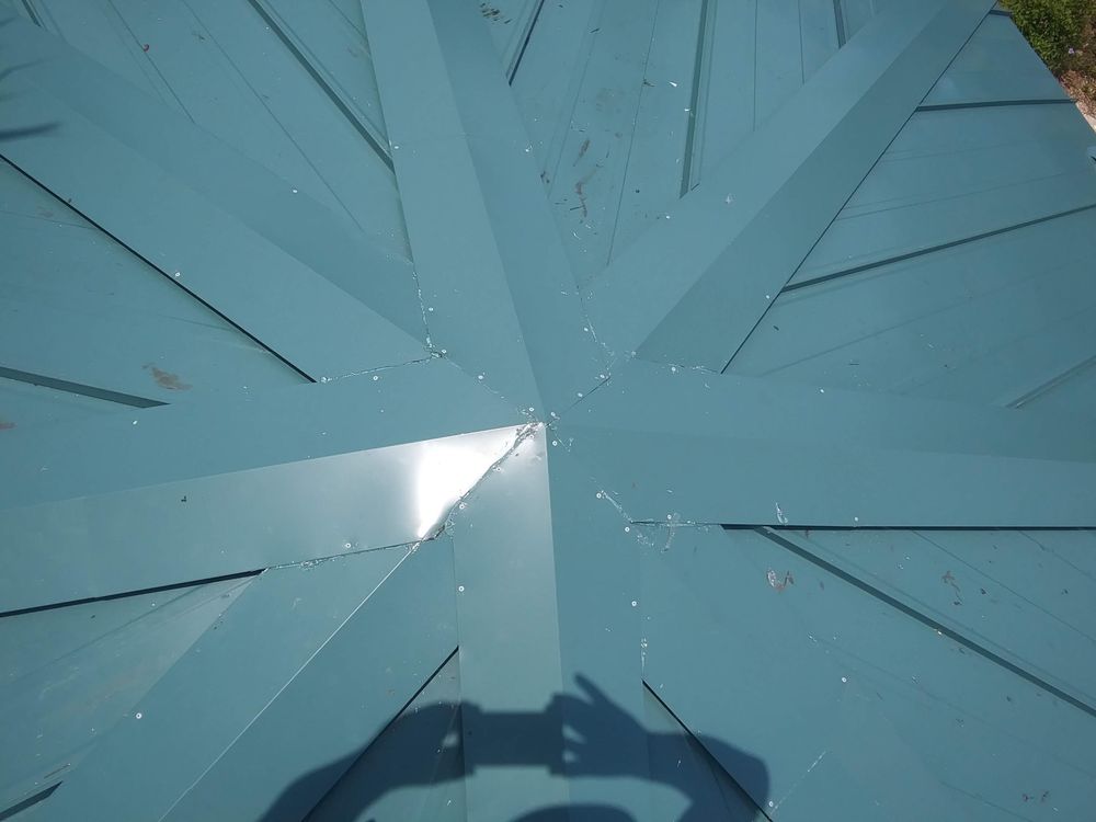 Slide of Cruz Metal Roof