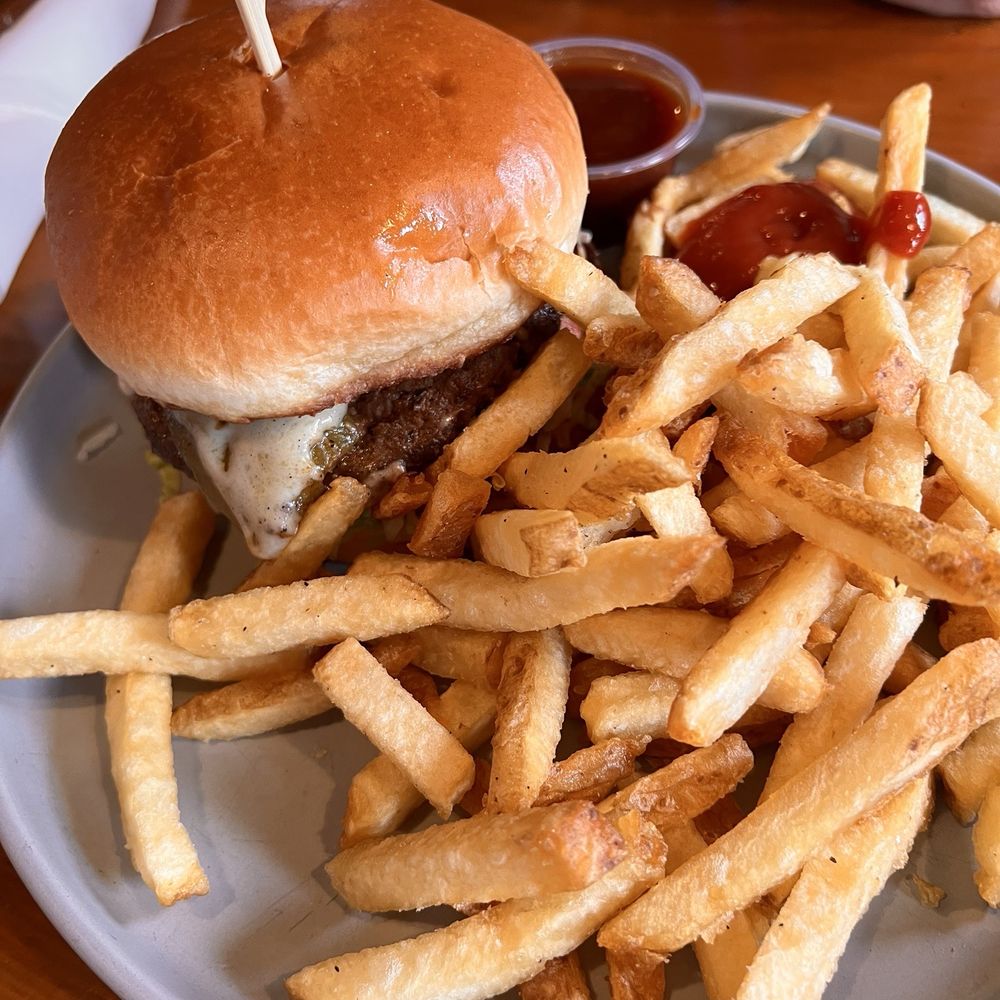 Crockett's Public House - Memphis BBQ burger $20.99 - American Near Me - Puyallup, Washington