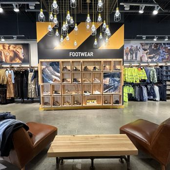 Carhartt - 6/1/24 - Men's Clothing Near Me - Renton, Washington Carhartt - 6/1/24 - Men's Clothing Near Me - Renton, Washington