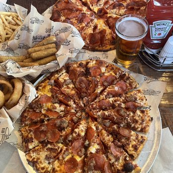 High Five Pizza - Large Sausage, Pepperoni, and Bacon Pizza, Onion Rings, Mozzarella Sticks, Basket Of Fries - Pizza Near Me - San Jose, California