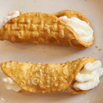 Amoroso's Pizzeria - cannolis - Pizza Near Me - Avon, Connecticut Amoroso's Pizzeria - cannolis - Pizza Near Me - Avon, Connecticut