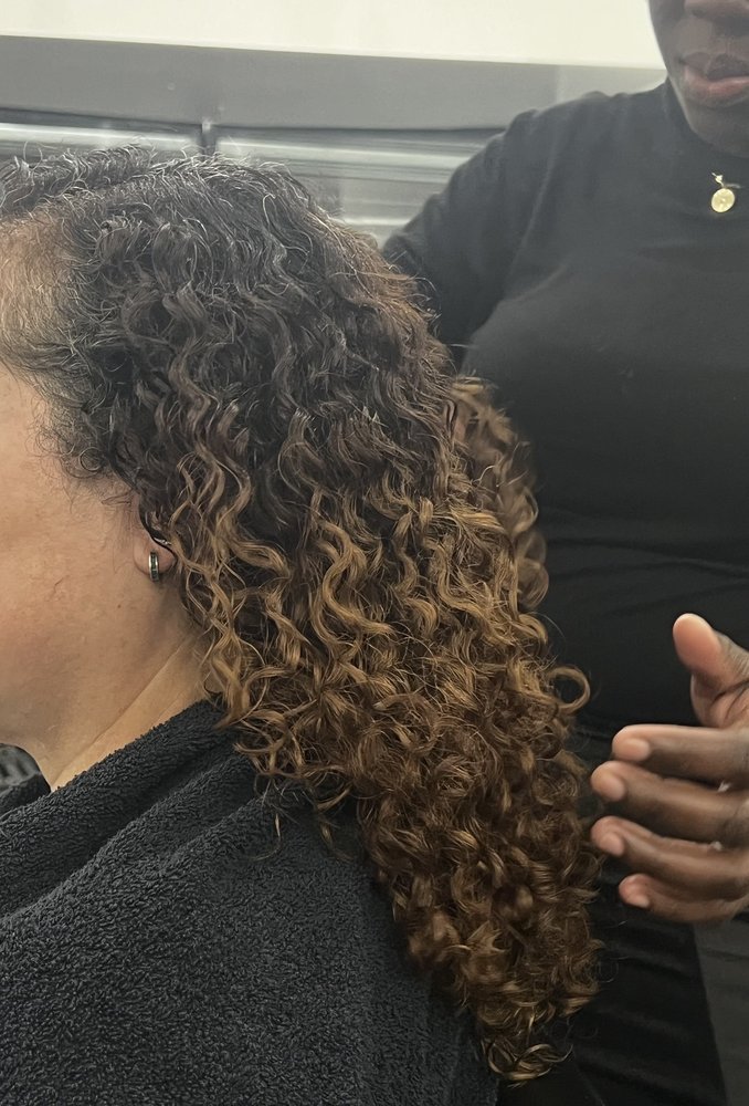 MISS RIZOS Updated November 2024 34 Photos & 67 Reviews 1604 St