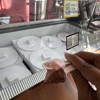 Tipsy Scoop - Ice Cream & Frozen Yogurt Near Me - Washington, DC, District of Columbia
