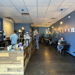 Crema Coffee - The space - I like the room between tables