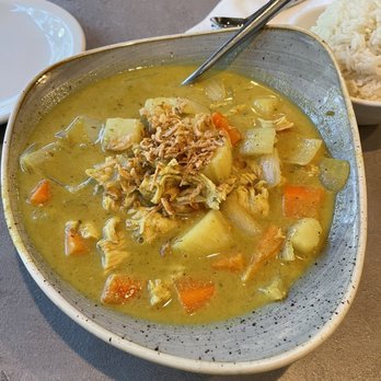 Ka Thai - Yellow Curry (House Favorite) - Thai Near Me - Dallas, Texas Ka Thai - Yellow Curry (House Favorite) - Thai Near Me - Dallas, Texas