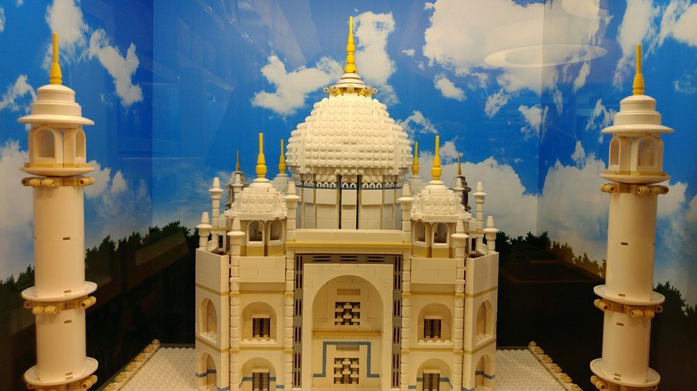 lego shop taj mahal