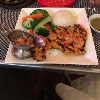 Laredo - Mexican Near Me - Washington, DC, District of Columbia