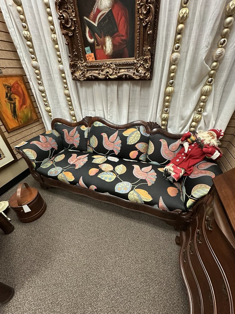 3 Strands Antique Mall