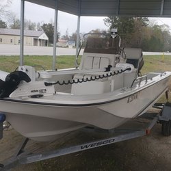 Neuse River Bait and Tackle - Had them order and install a trolling motor on my boat A+. Excellent job