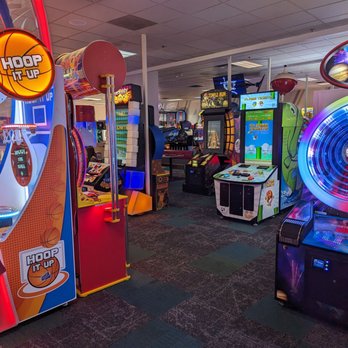 Chuck E. Cheese - Older Kid Area - Pizza Near Me - Herndon, Virginia