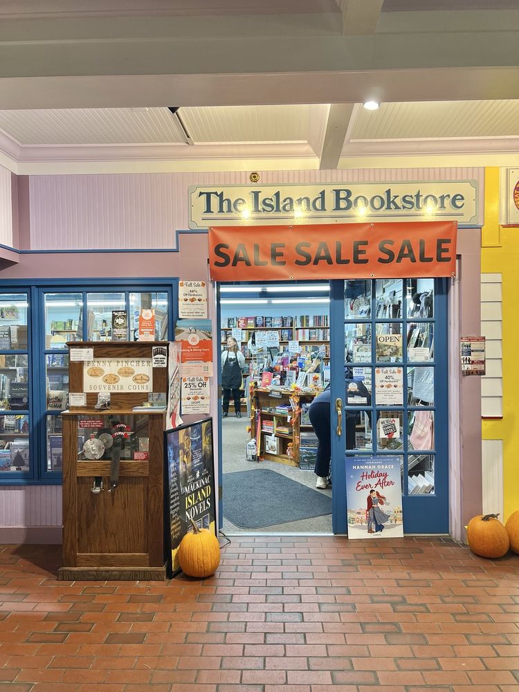 Island Bookstore Logo