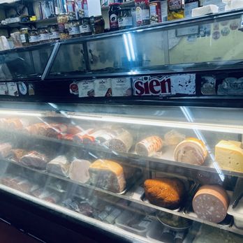 Roma Market - Delis Near Me - Pasadena, California Roma Market - Delis Near Me - Pasadena, California