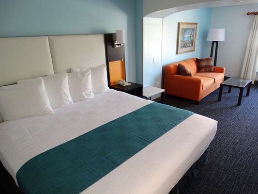 Best Western Plus Orlando Lake Buena Vista South Inn & Suites by null
