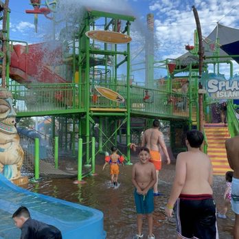 Six Flags Hurricane Harbor - Water Parks Near Me - Glendale, Arizona Six Flags Hurricane Harbor - Water Parks Near Me - Glendale, Arizona
