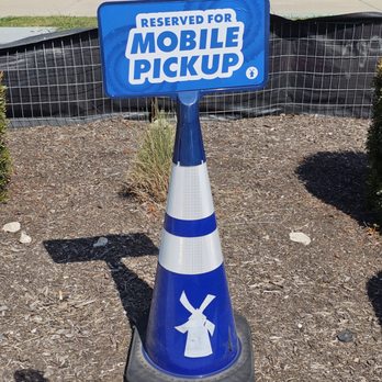 Dutch Bros Coffee - Juice Bars & Smoothies Near Me - Cedar Park, Texas